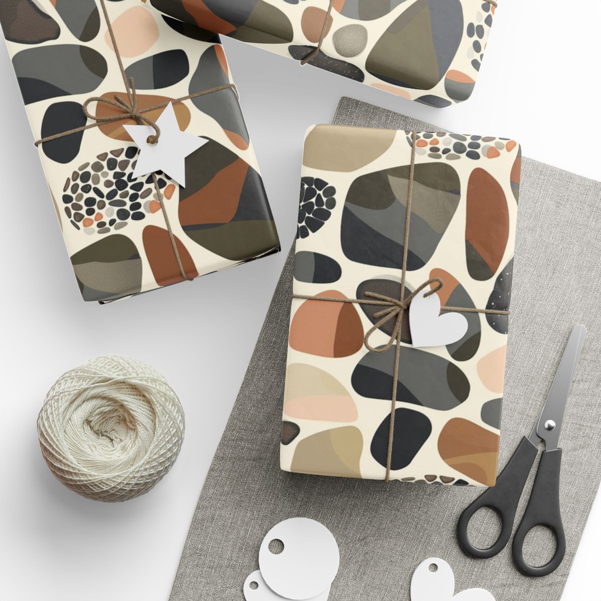 All-Season Organic Wrapping Paper — Organic Pattern