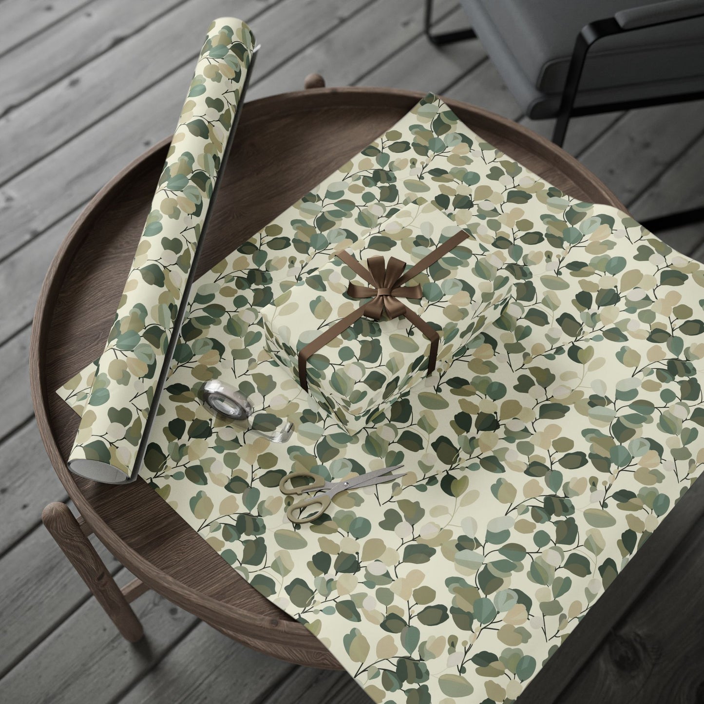 All-Season Botanical Wrapping Paper — Botanical Pattern